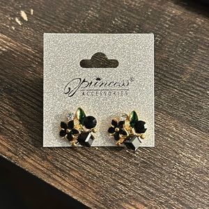 Princess Accessories Post Back Earrings NWT